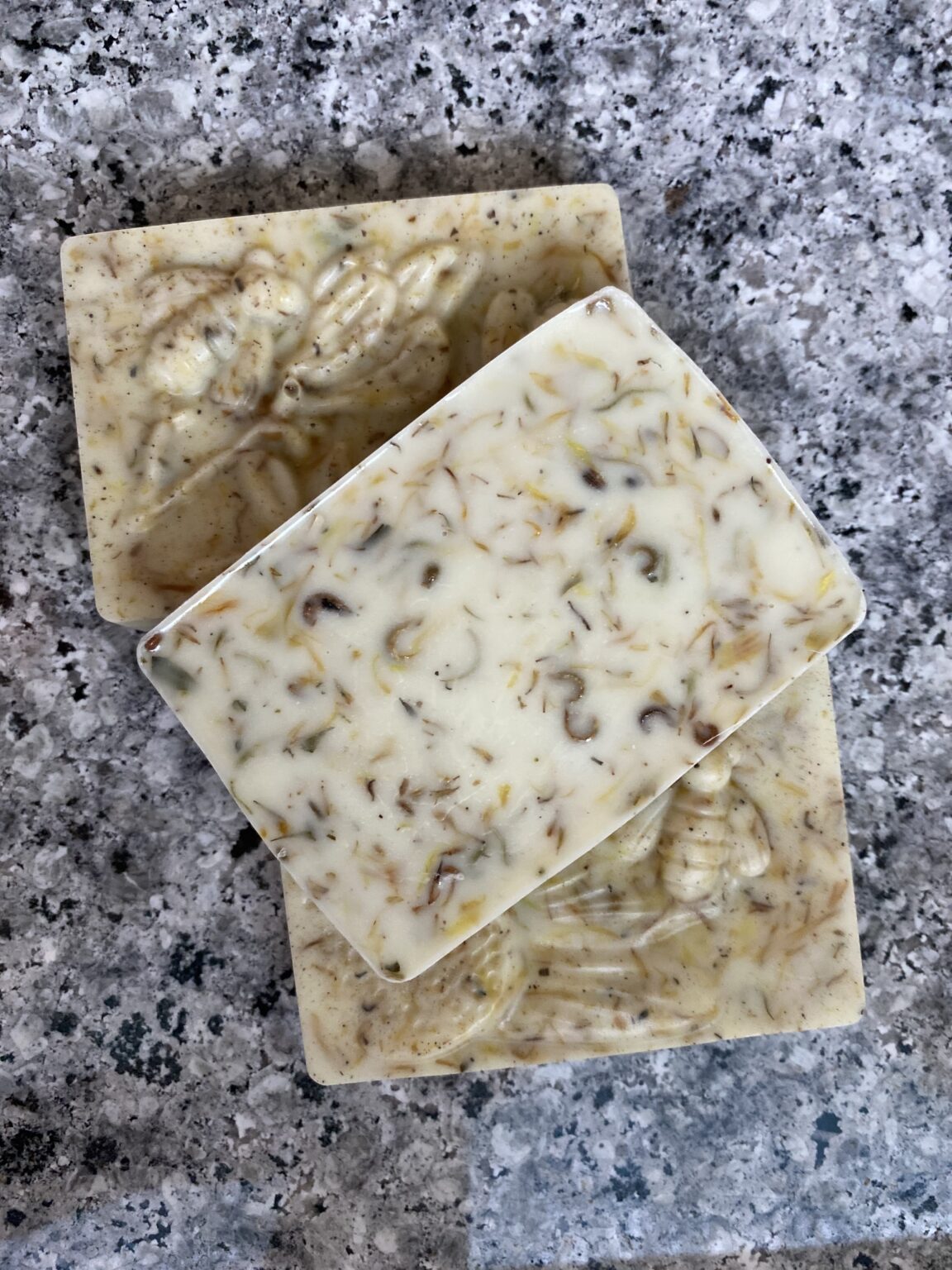 Melt and Pour Bar Soap Tutorial Two Peas in Two Pods